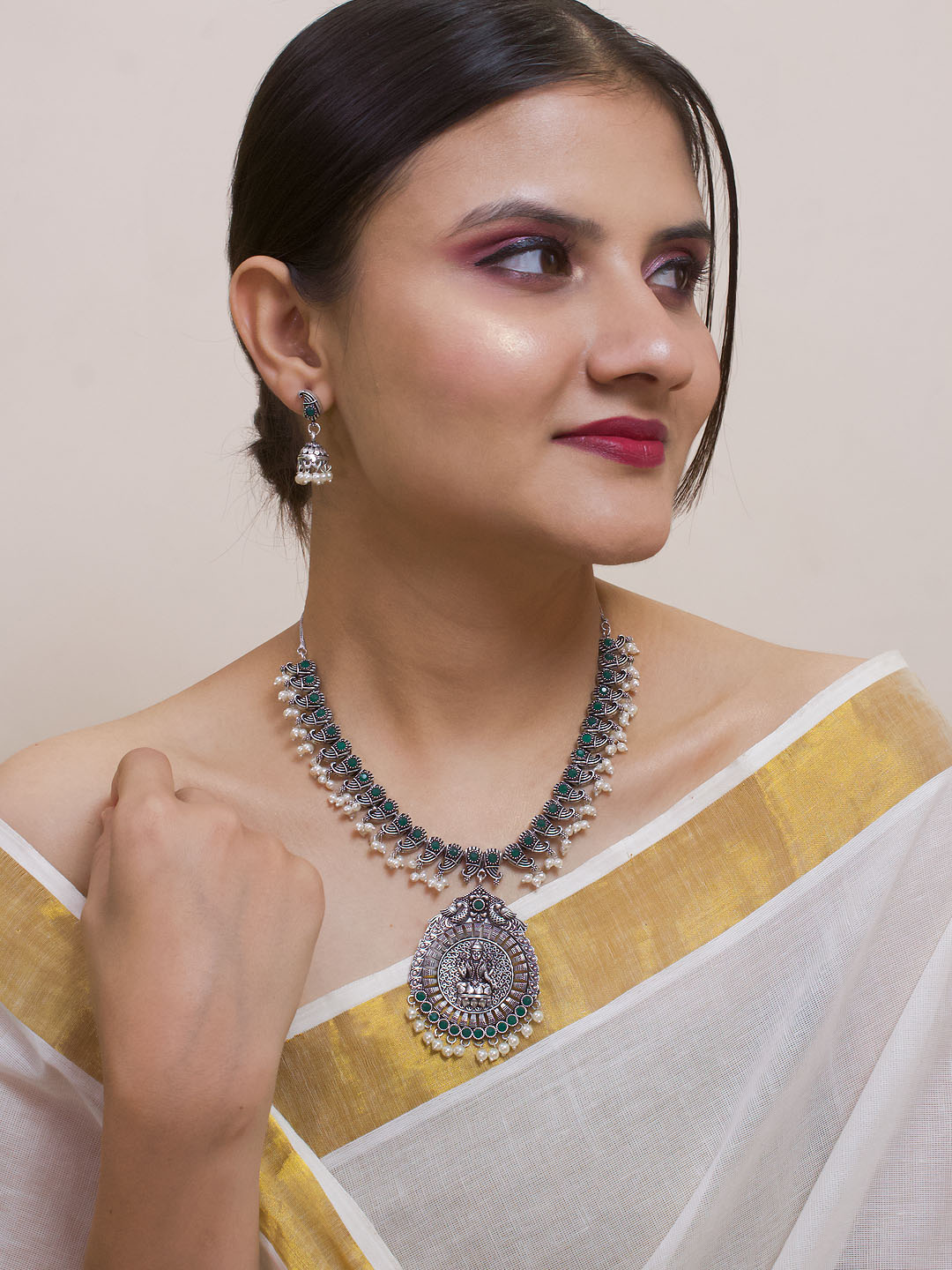 Buy Oxidised Jewellery Online in Matte & Oxide Finish at Manek Ratna