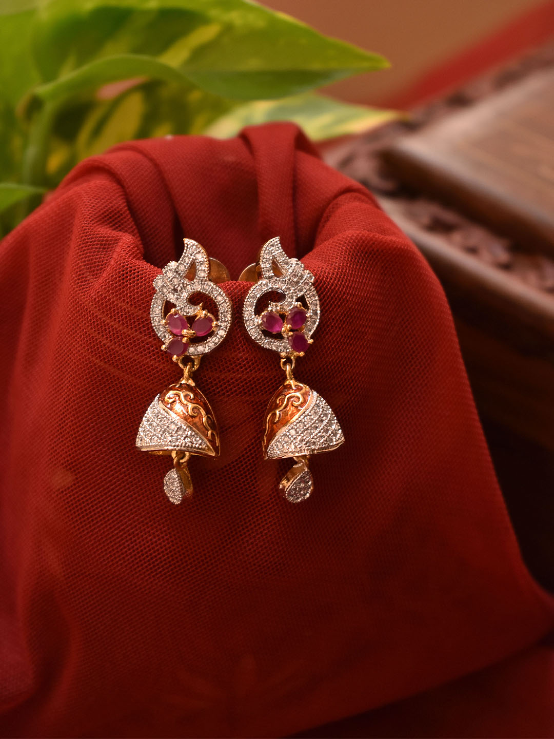 The Dazzling Drizzle- Golden Stone Earrings-megaelearning.vn